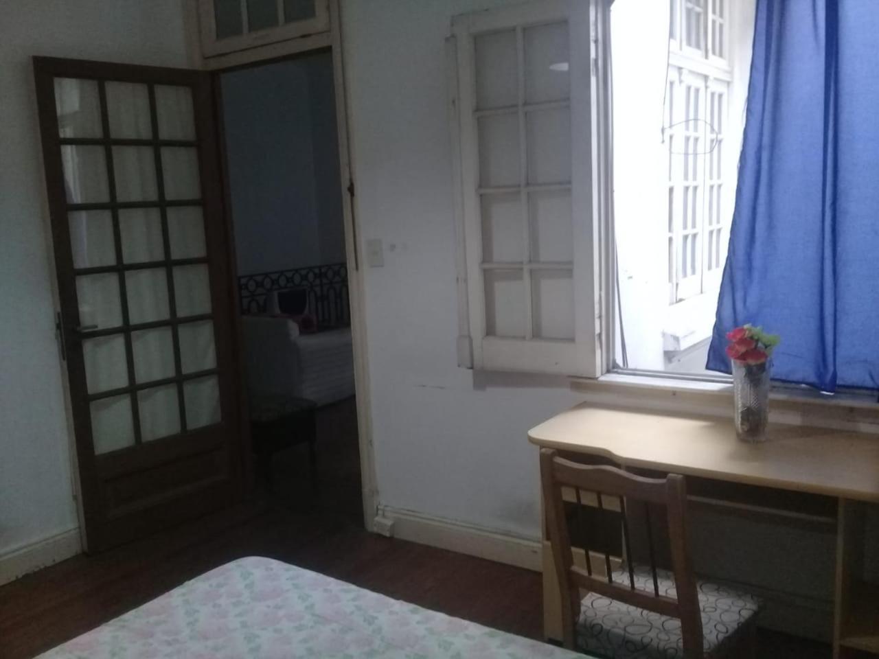 Habitac Indiv Casa De Familia, Flores Buenos Aires Exteriör bild