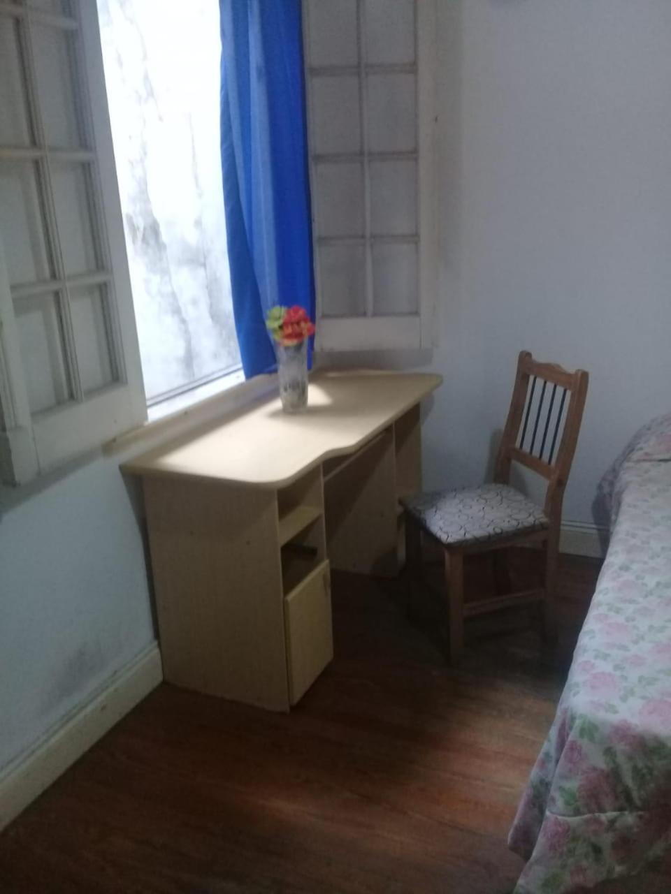 Habitac Indiv Casa De Familia, Flores Buenos Aires Exteriör bild