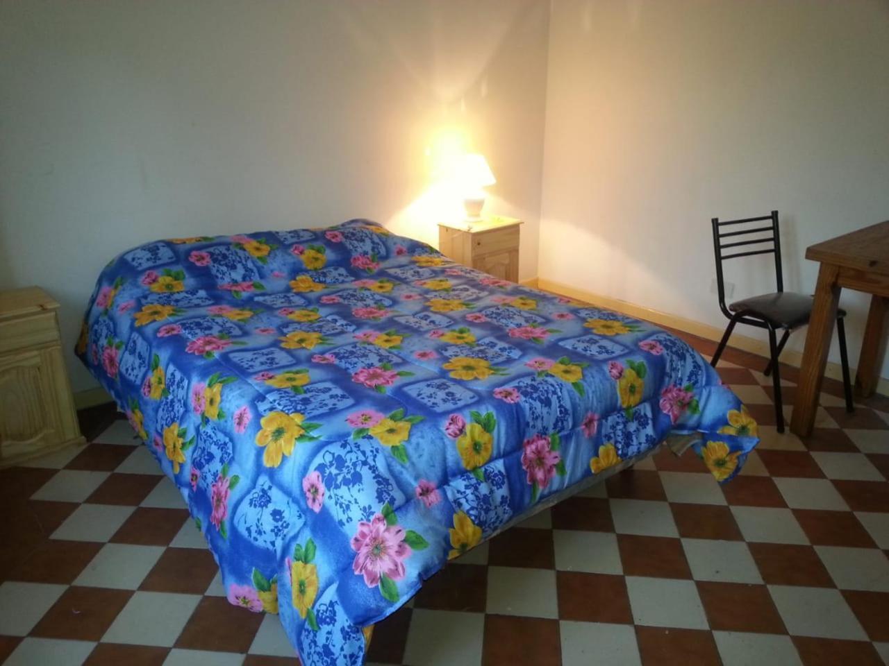 Habitac Indiv Casa De Familia, Flores Buenos Aires Exteriör bild