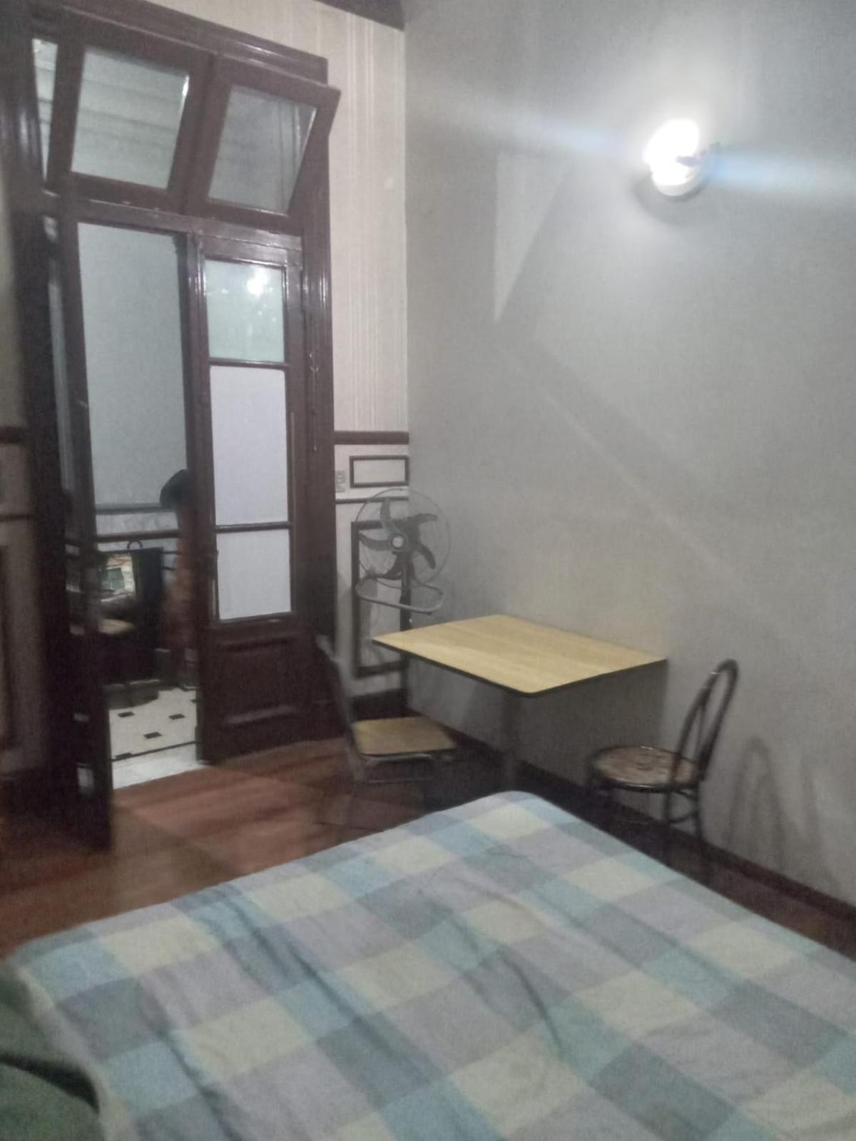 Habitac Indiv Casa De Familia, Flores Buenos Aires Exteriör bild